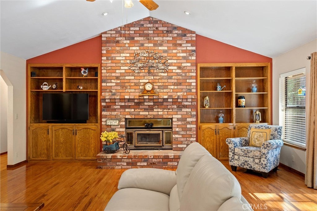 6150 Firethorn Circle