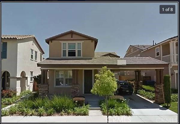 Beautiful 4 BR/2.5 Bath plus Family, living & Dining Room built in 2006. Nice and quiet Redington community with pool/spa/park. Walking/biking distance to UCR campus. Conveniently located close to shopping centers and Freeway access(60/91/215). Furnished kitchen with stove, oven, microwave, refrigerator, and dishwasher, washer and dryer in laundry room. Central A/C & heating ready to use. Custom two-tone Paint. Two car garage with extra long 4-car space driveway. Students welcome.