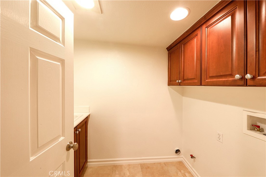 Verona (VERO) - Residential Lease