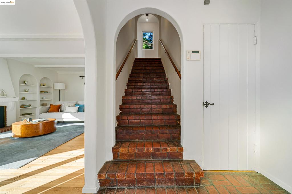 BERKELEY HILLS - Residential