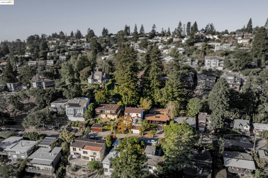BERKELEY HILLS - Residential