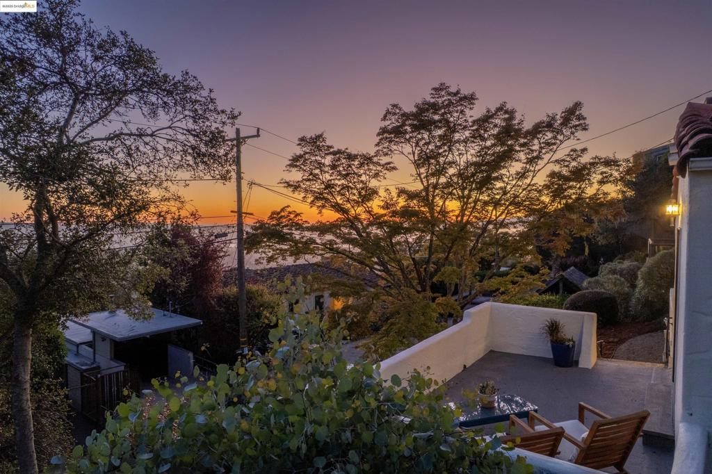 BERKELEY HILLS - Residential