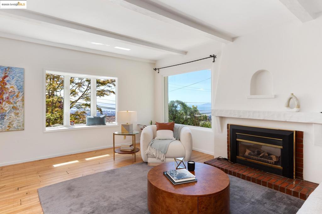 BERKELEY HILLS - Residential