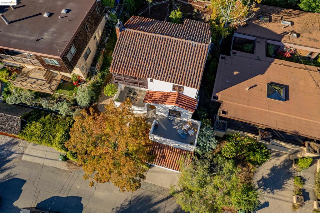 BERKELEY HILLS - Residential