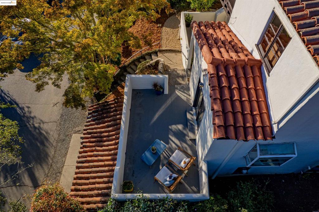 BERKELEY HILLS - Residential