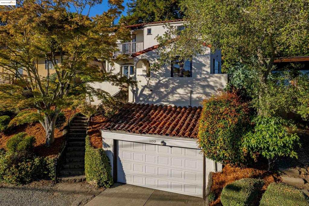 BERKELEY HILLS - Residential