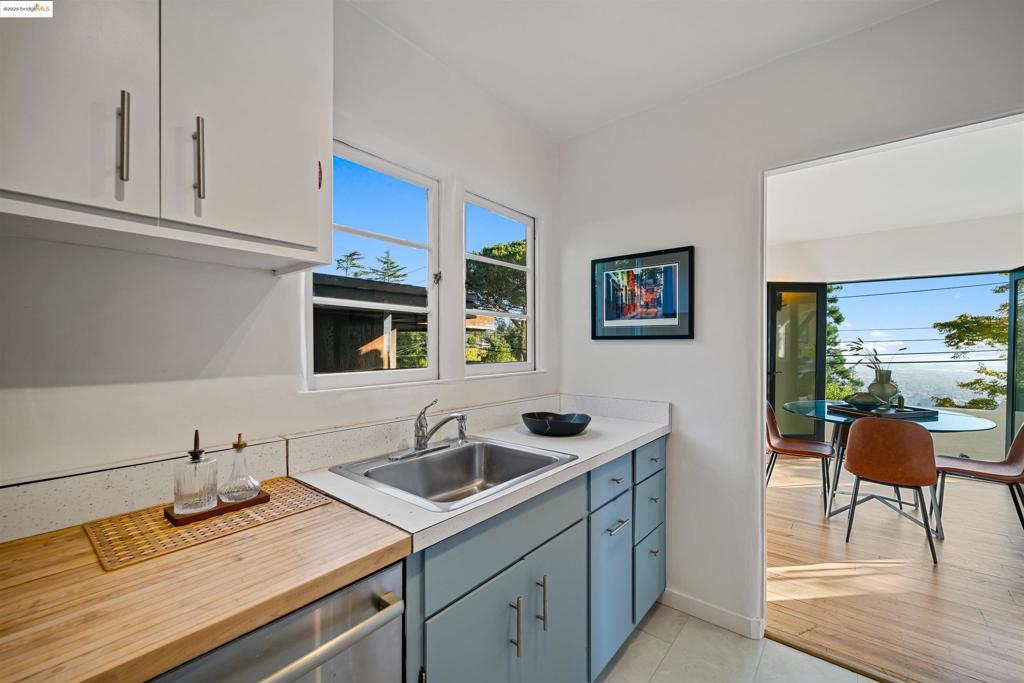 BERKELEY HILLS - Residential