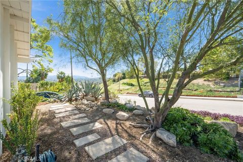 Tiny photo for 7026 Middlesbury Ridge Cir, West Hills, CA 91307 (MLS # OC26044256)