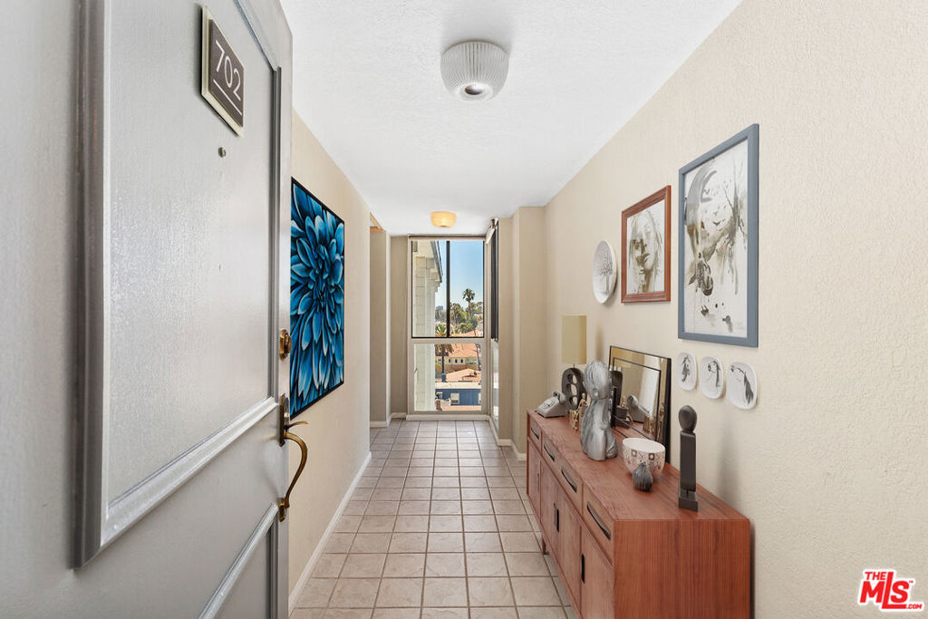 2601 E Ocean Boulevard 702