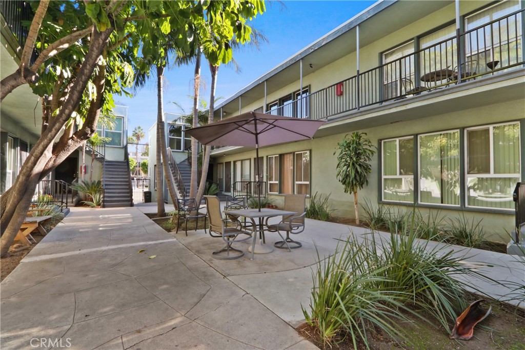 436 Cedar Avenue 15