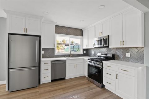 Photo of 436 Cedar Avenue #15, Long Beach, CA 90802 (MLS # RS26077449)