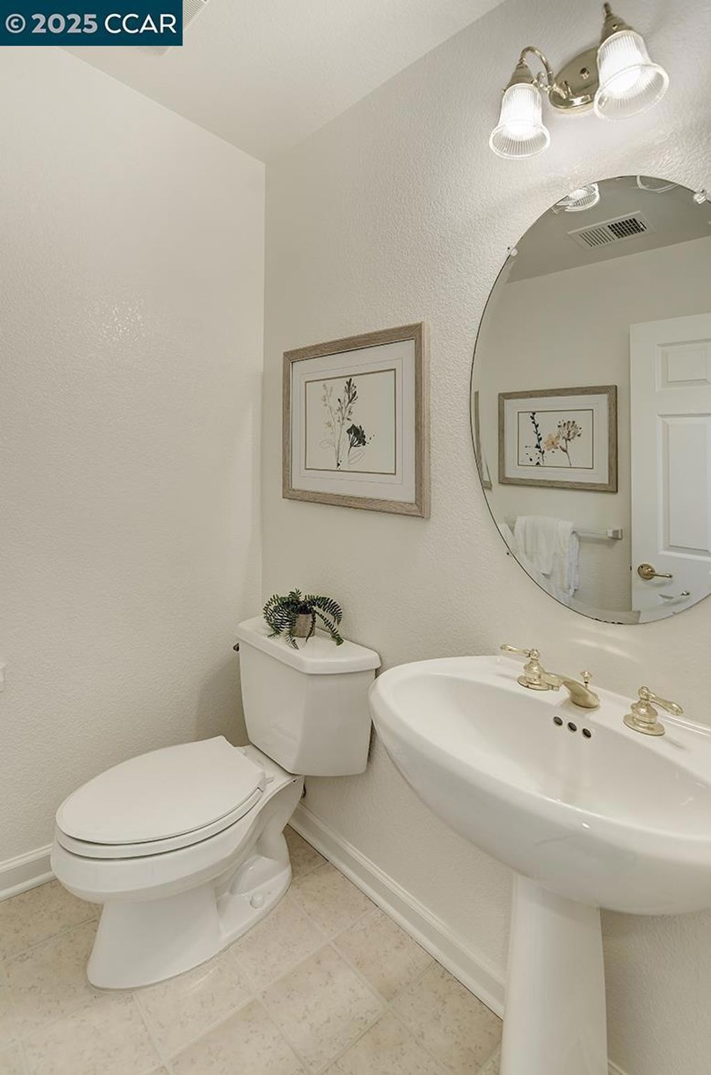 listing image 130728276803314299993