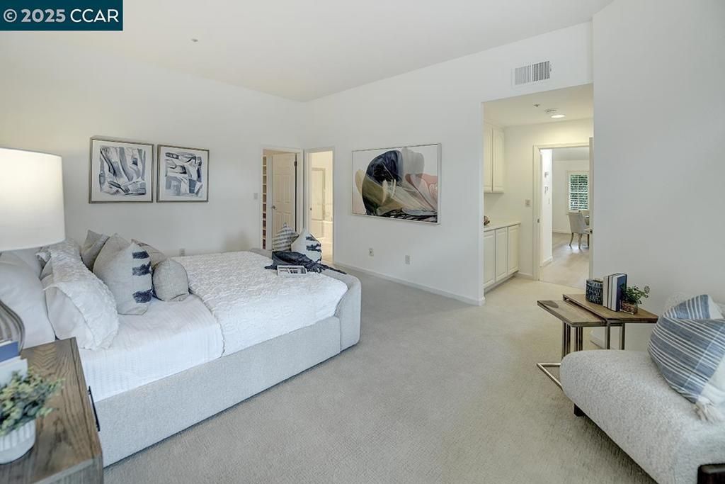 listing image 130726141947669949623