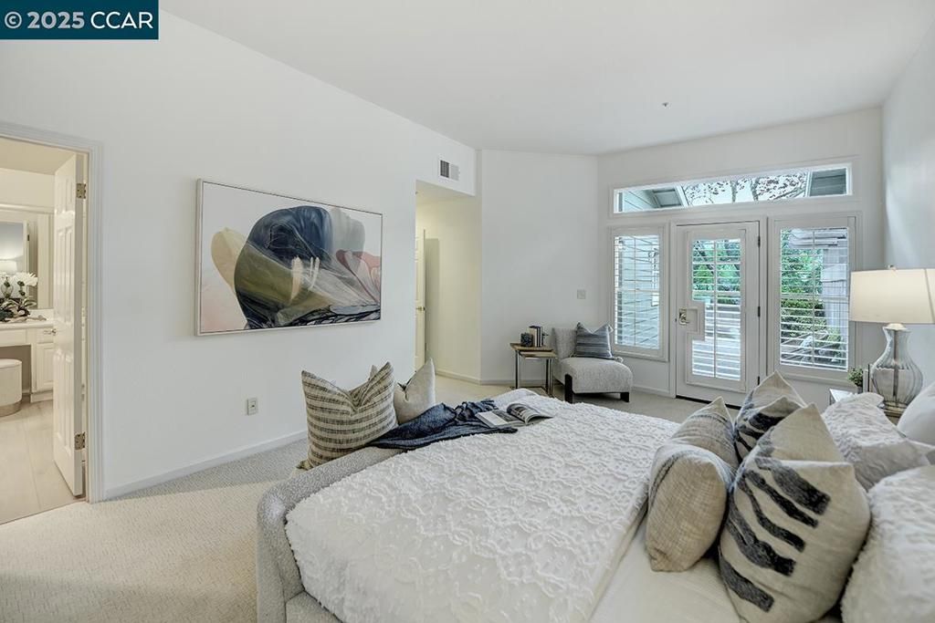 listing image 130728918313827792422