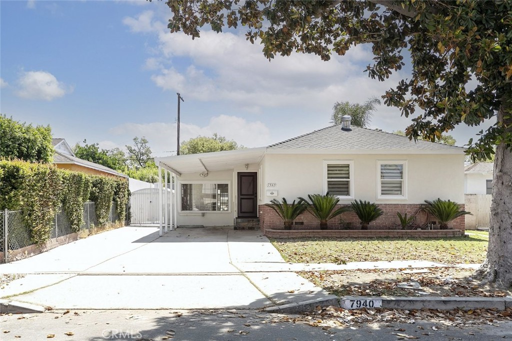 Properties 1 7940 Stansbury Avenue