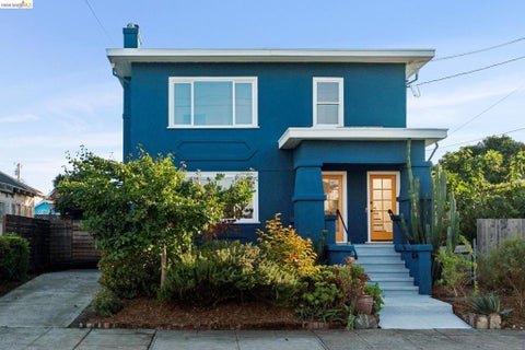 Photo of 835 45Th St ST, Oakland, CA 94608 (MLS # 41150170)