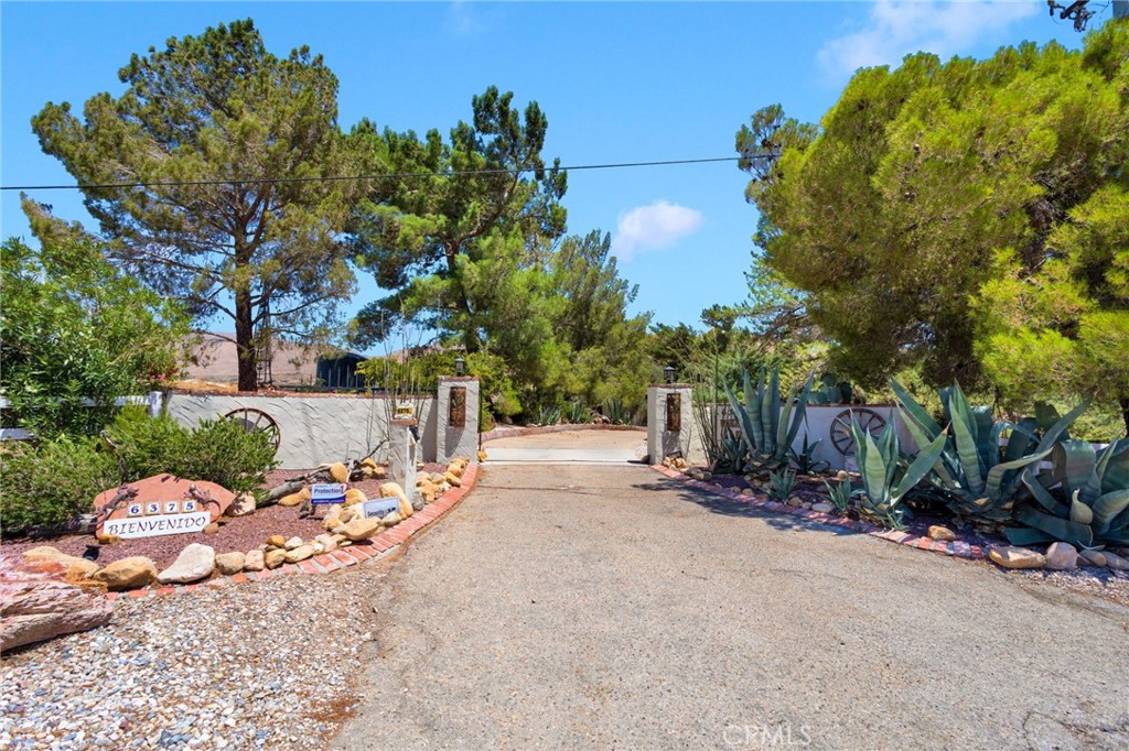 6375 Arrowhead Lake Road