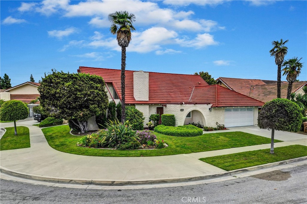 1340 S Scarborough Lane