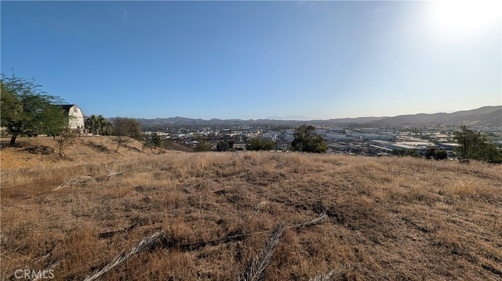 2 Hill Avenue