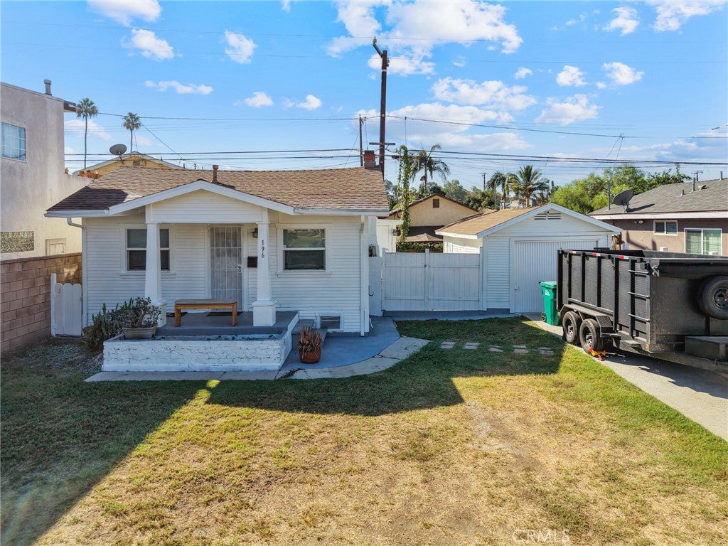 196 E Del Amo Boulevard