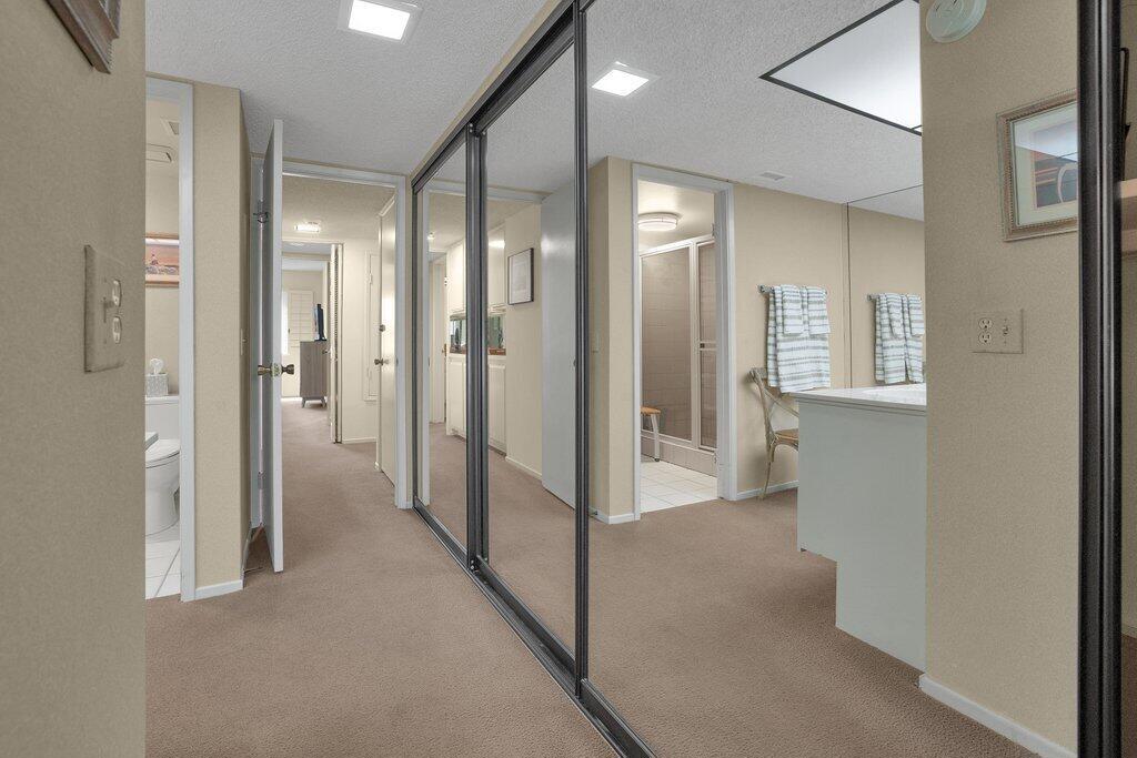 Sommerset So. Palm D - Residential