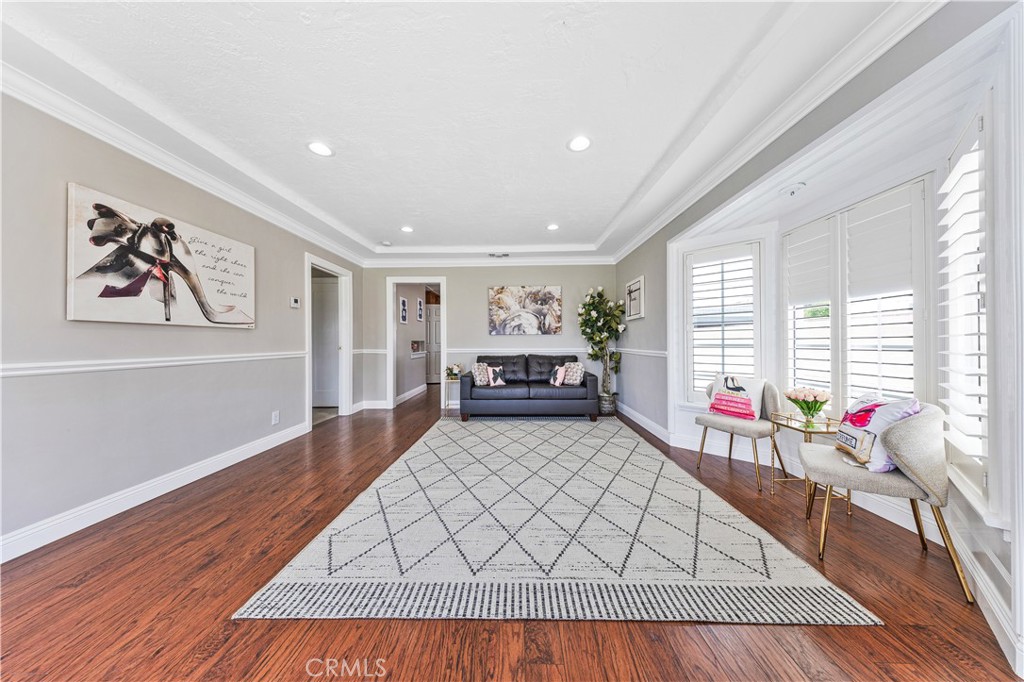 927 Montecito