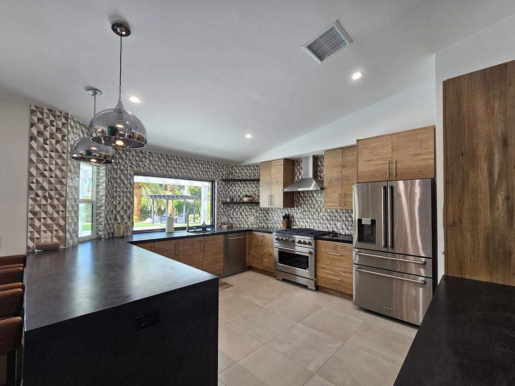 Rancho Mirage Cove - Residential Lease