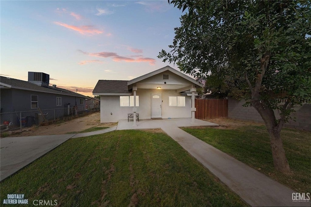 11012 San Fernando