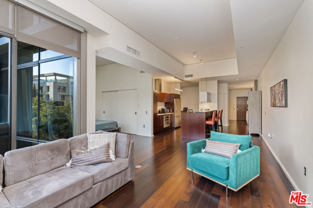 1155 S Grand Avenue 505