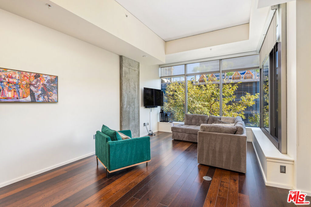 1155 S Grand Avenue 505