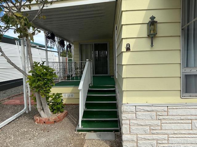 1145 E Barham Dr. 115