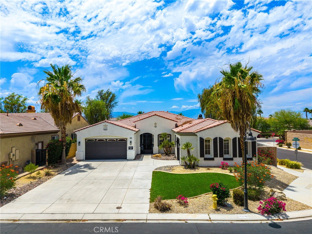 43875 Spiaggia Place