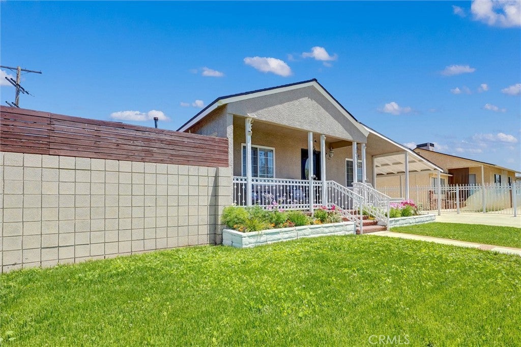 17513 Tiara Street