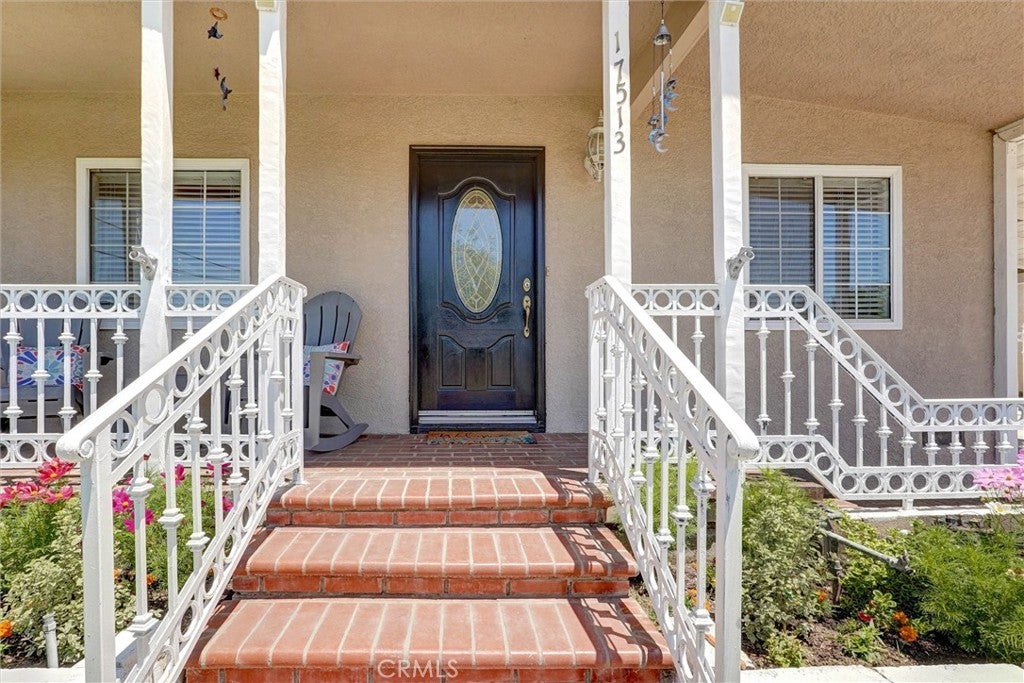 17513 Tiara Street