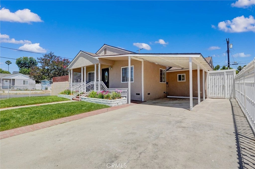 17513 Tiara Street