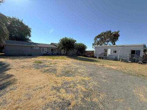 Photo of 6943 Piper Rd Rd, Bethel Island, CA 94511 (MLS # 41106035) Photo of 6943 Piper Rd Rd, Bethel Island, CA 94511 (MLS # 41106035)