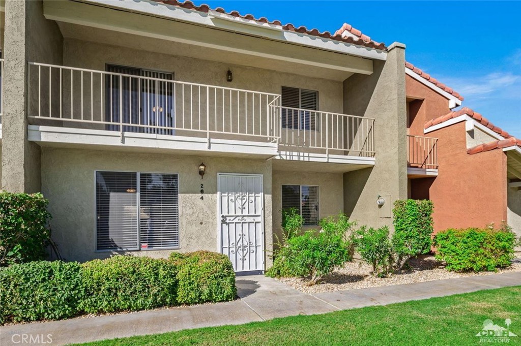 Mountain View Falls - Residential