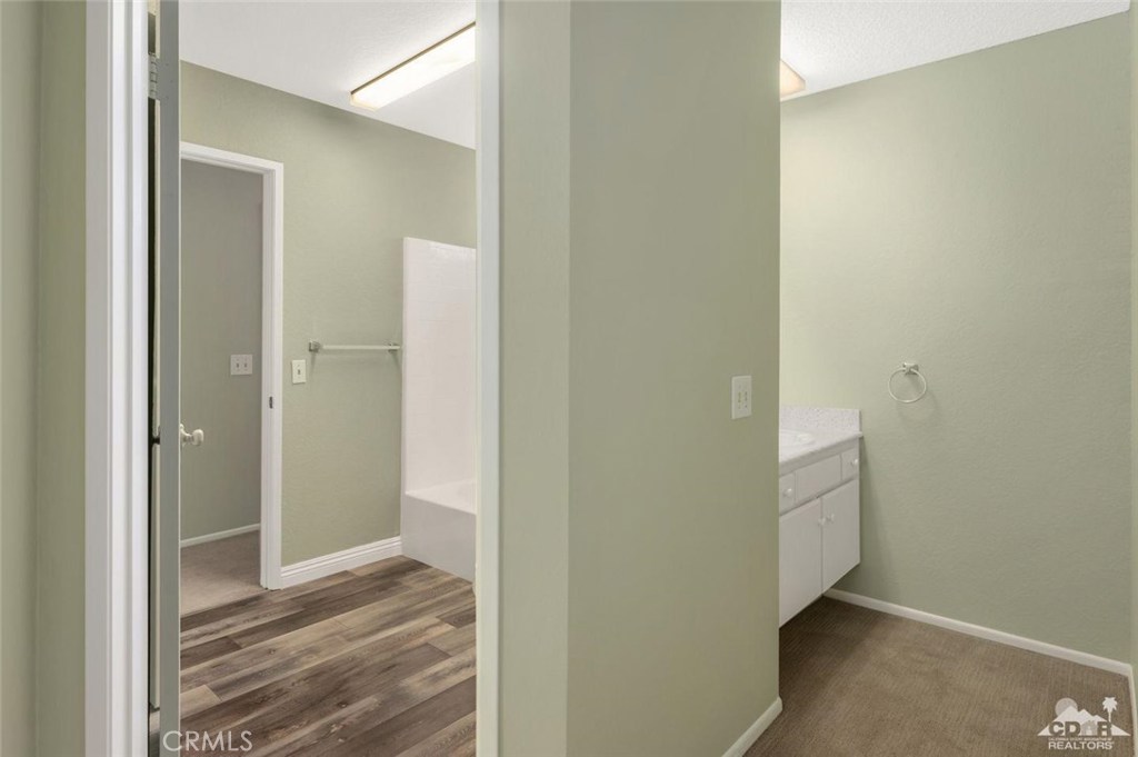 Mountain View Falls - Residential