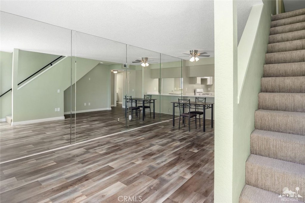 Mountain View Falls - Residential