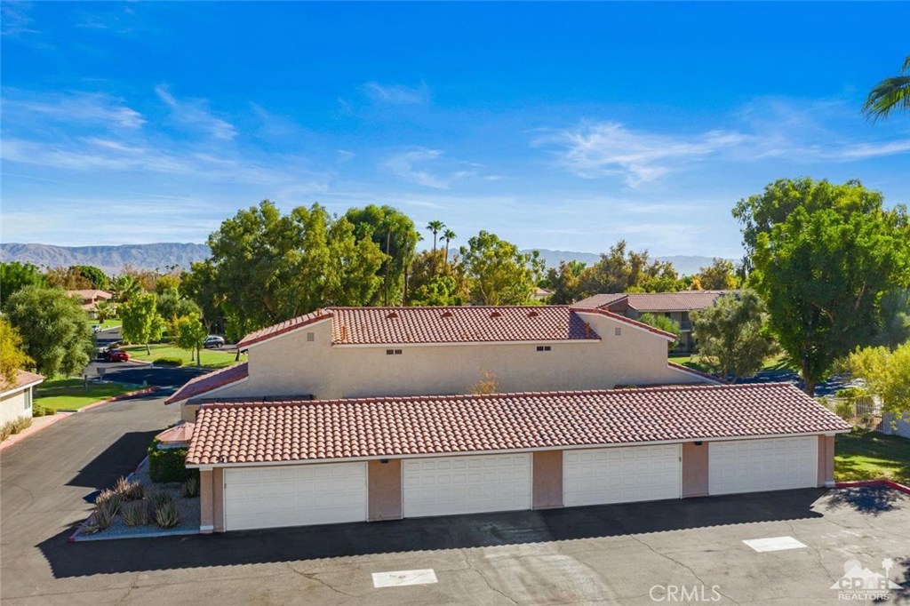 Mountain View Falls - Residential