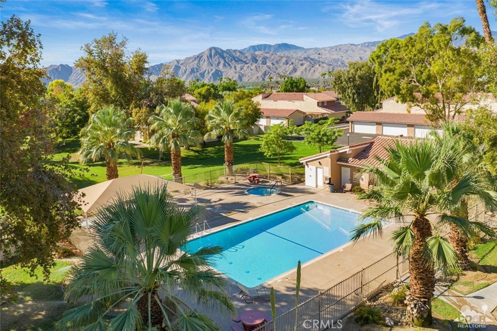 Mountain View Falls - Residential