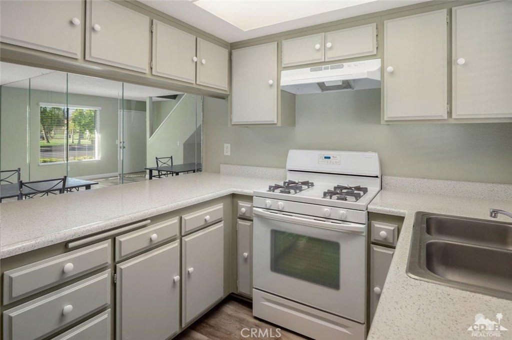 Mountain View Falls - Residential