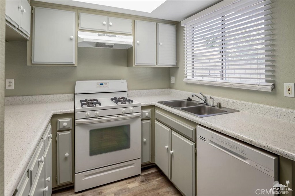 Mountain View Falls - Residential