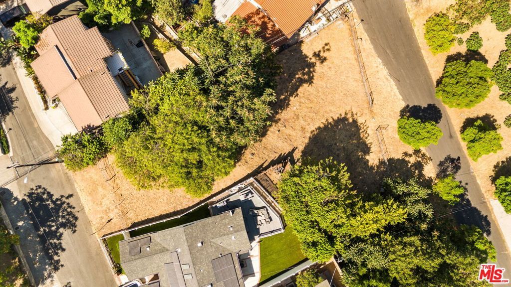 Photo of 4001 N College Crest Dr. Dr, Los Angeles, CA 90065 (MLS # 25583385)