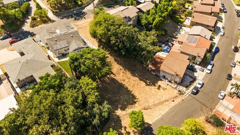 Photo of 4001 N College Crest Dr. Dr, Los Angeles, CA 90065 (MLS # 25583385)