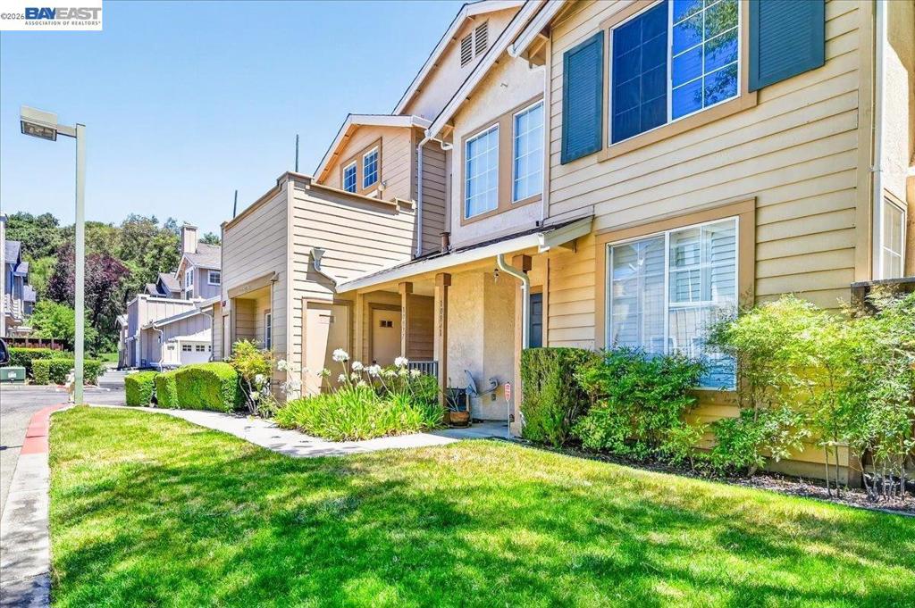 10837 Mcpeak Ln Ln, Dublin CA 94568