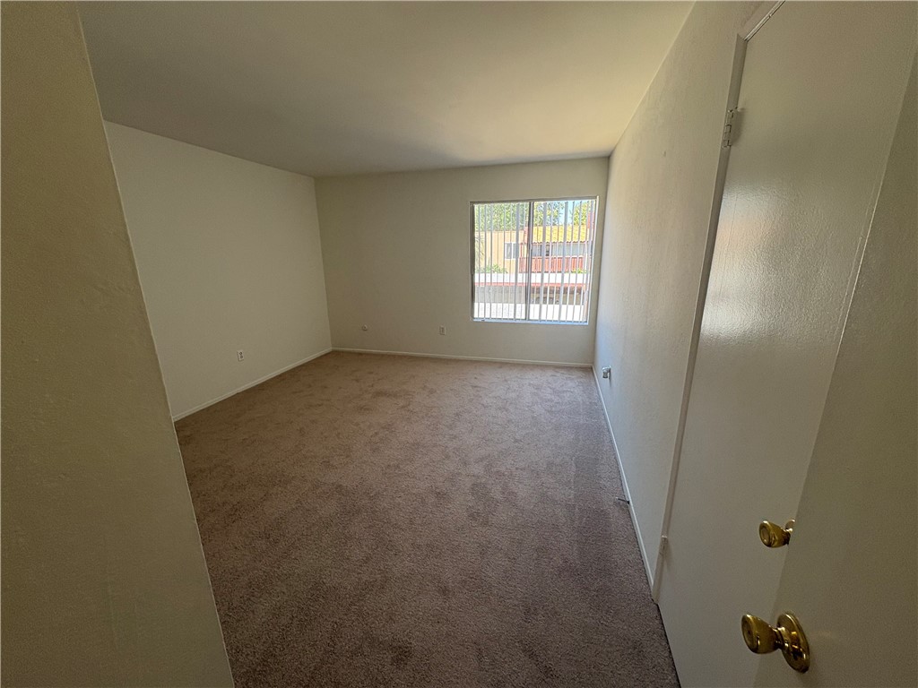 MacArthur Village (MAVL) - Residential Lease