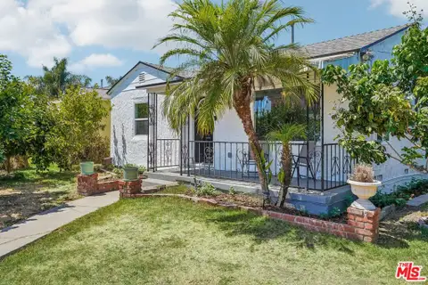 MLS: 26869013