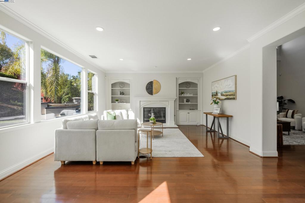 EVERGREEN - Residential
