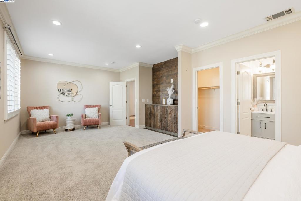 EVERGREEN - Residential